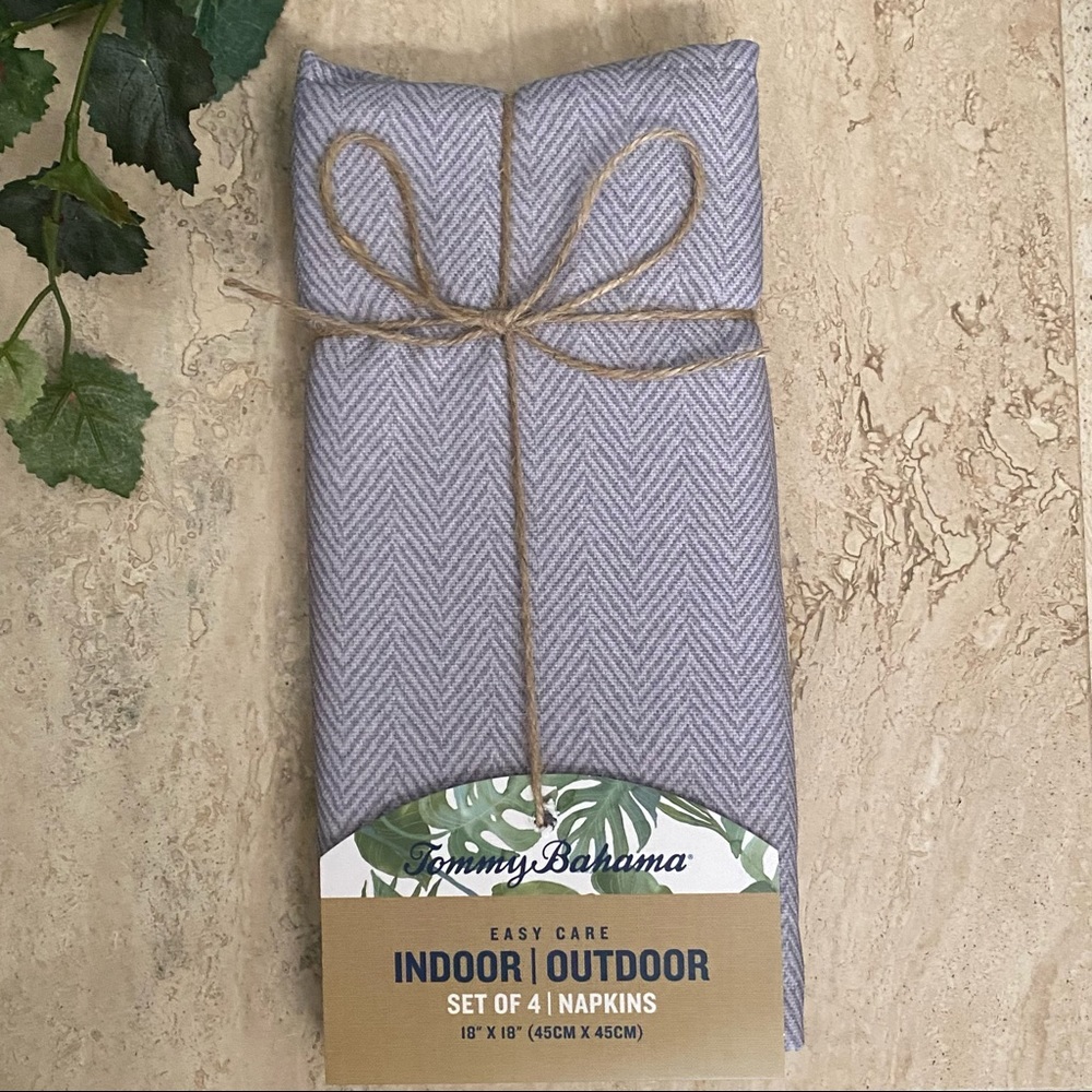 🌿3 x HOST PICK🌿 NWT Tommy Bahama Indoor/Outdoor Napkin Set of 4